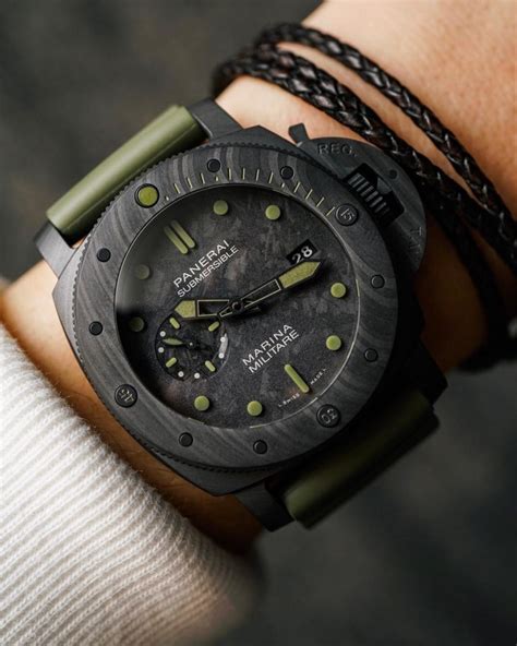 panerai submersible 42 mm|panerai submersible marina militare carbotech.